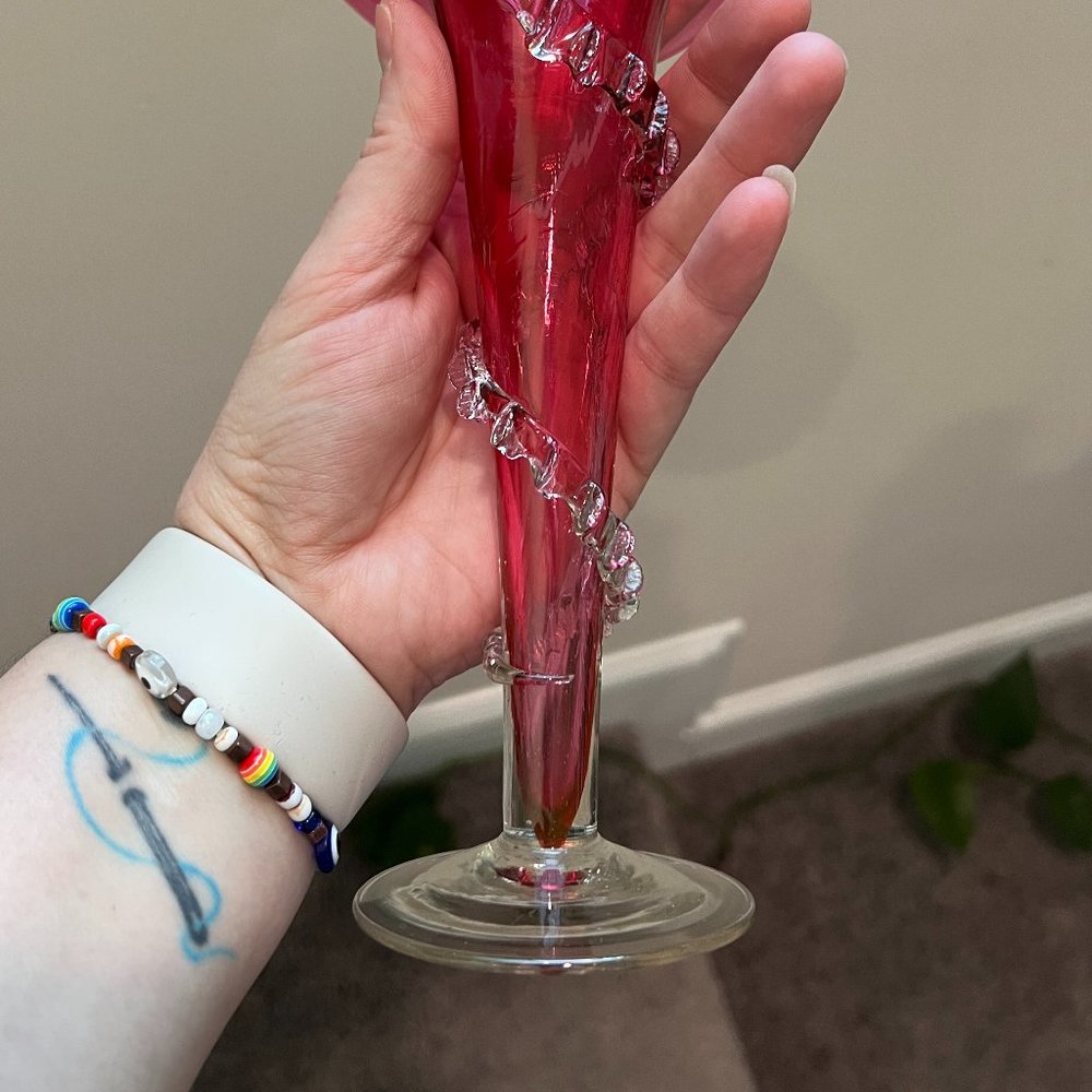 Vintage Victorian Cranberry Glass Jack-in-the-Pulpit Vase - Picture 12 of 13